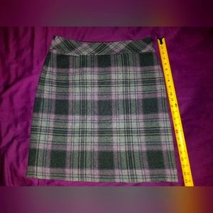 L.L. Bean Plaid Skirt, Womens size 12, Pink, Blue & Gray, Wool Blend